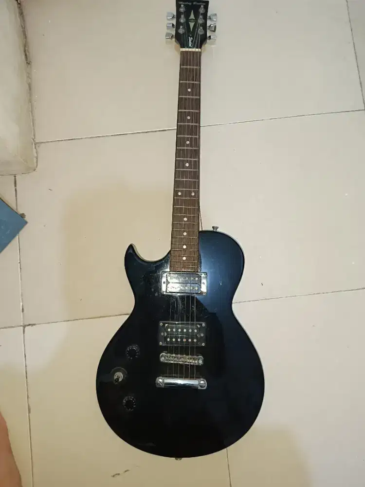 Gitar listrik custom harley benton kidal