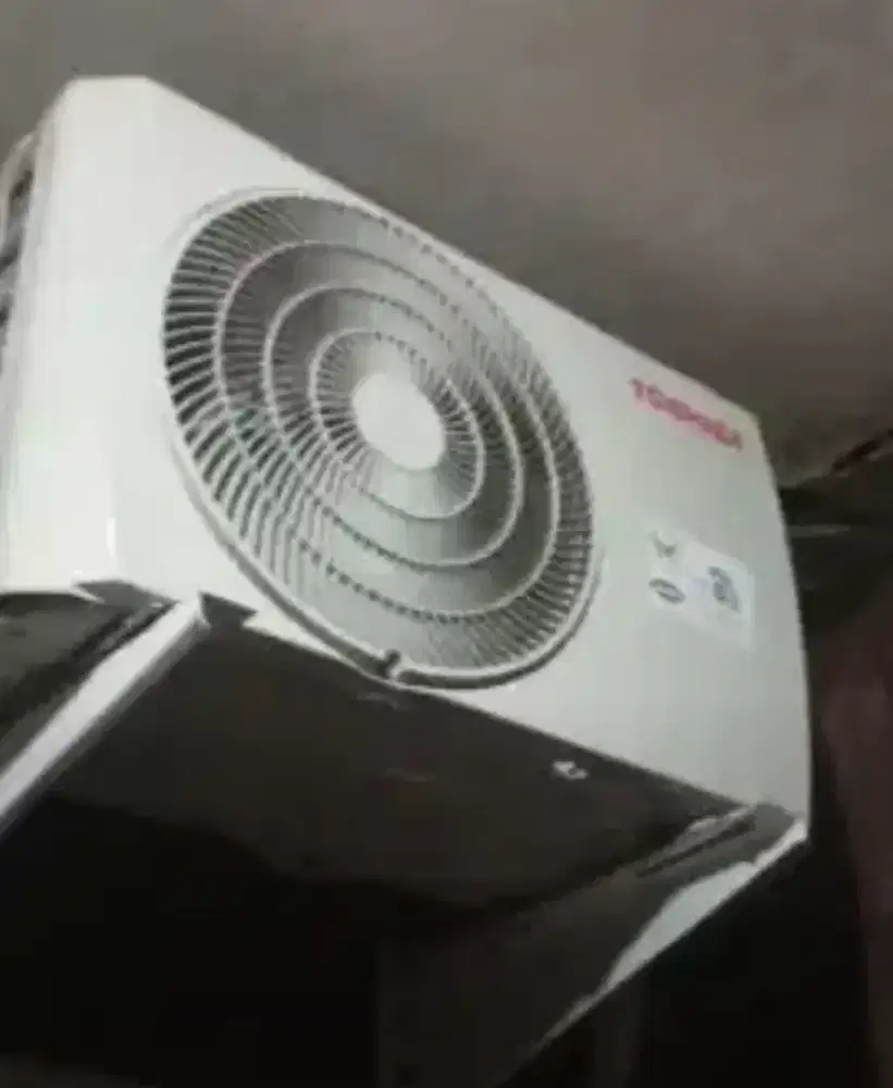 Jual Ac 1/2 PK Merk Thoshiba