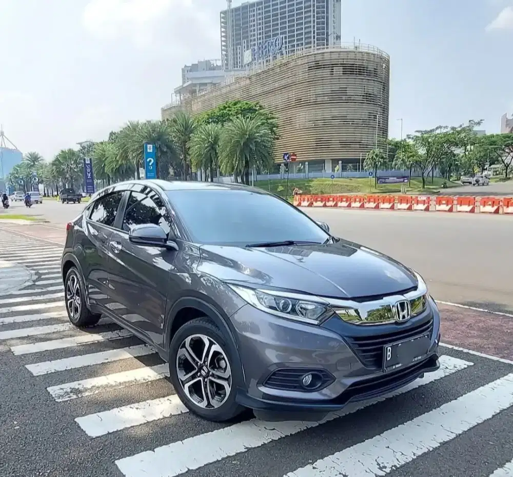 HONDA HRV E 1.5 AT 2018 SUPER ISTIMEWA !!