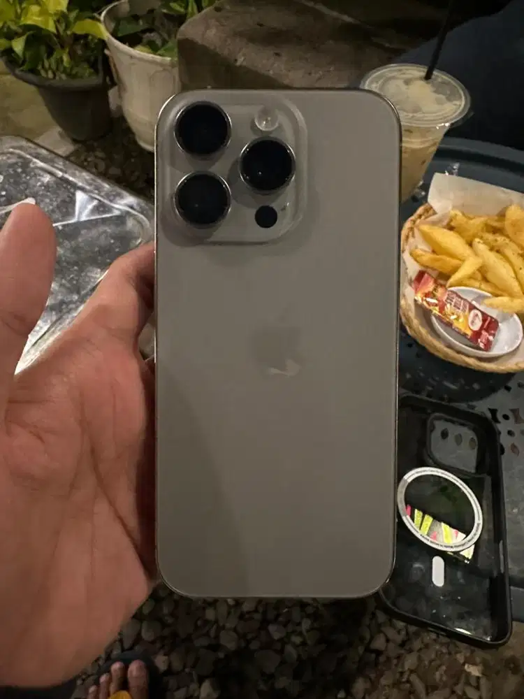 iPhone 16 Pro 256 natural iBox