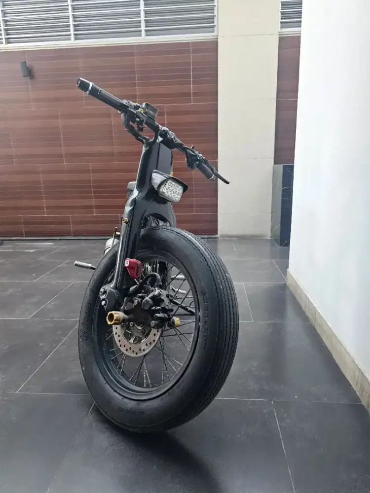 Honda Custom Supercub 1993