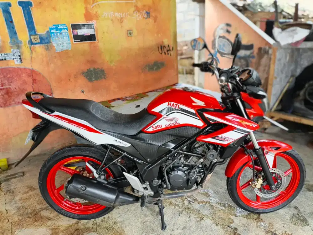 cb 150 r 2015 fcelit surt2 lengkp pjk on
