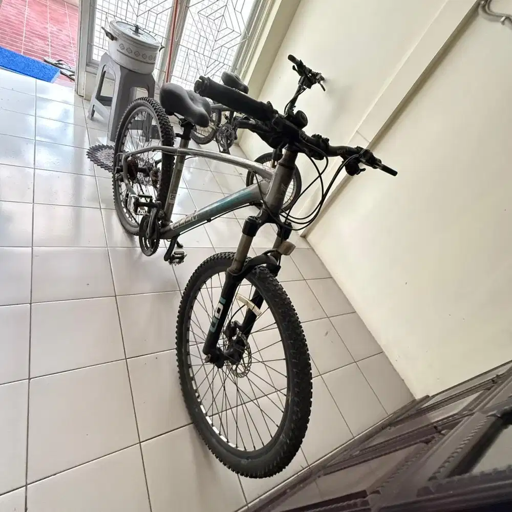 Sepeda gunung merk Element El Nino 2