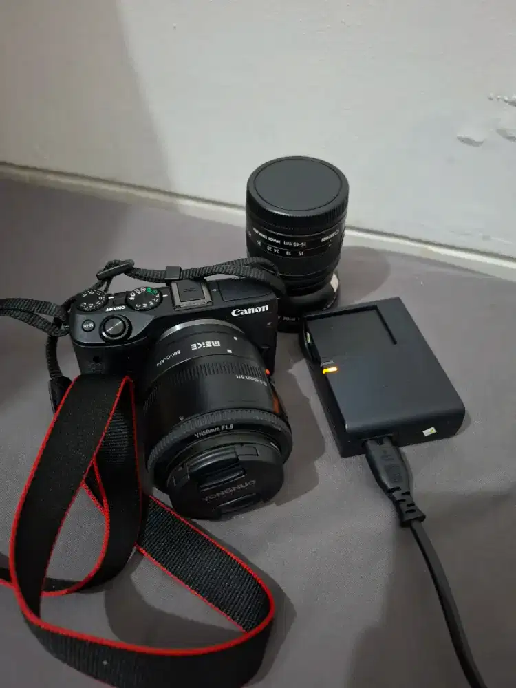 Canon Mirrorless EOS M3