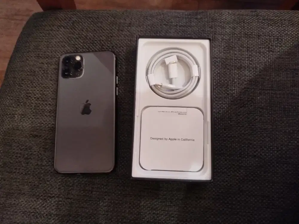 Iphone 11 pro 256gb apa apa mulus