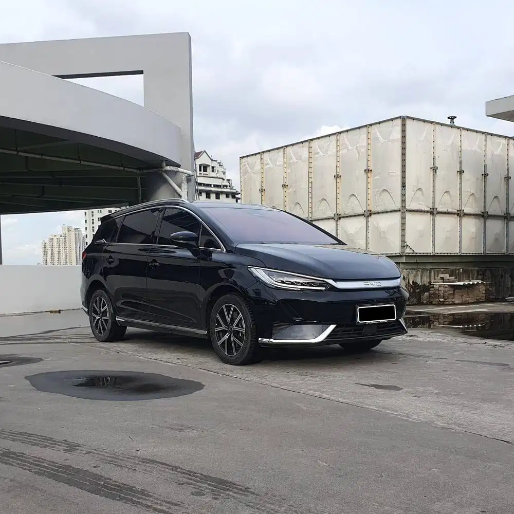 BYD M6 SUPERIOR 2024 GARANSI BEBAS LAKA DAN BANJIR