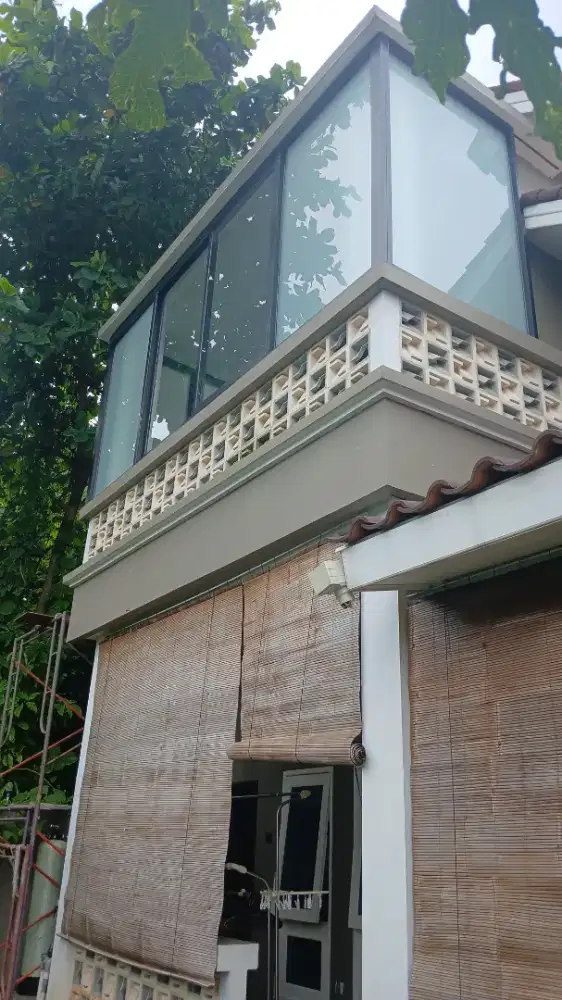 Partisi alumunium jendela sleding door ykk