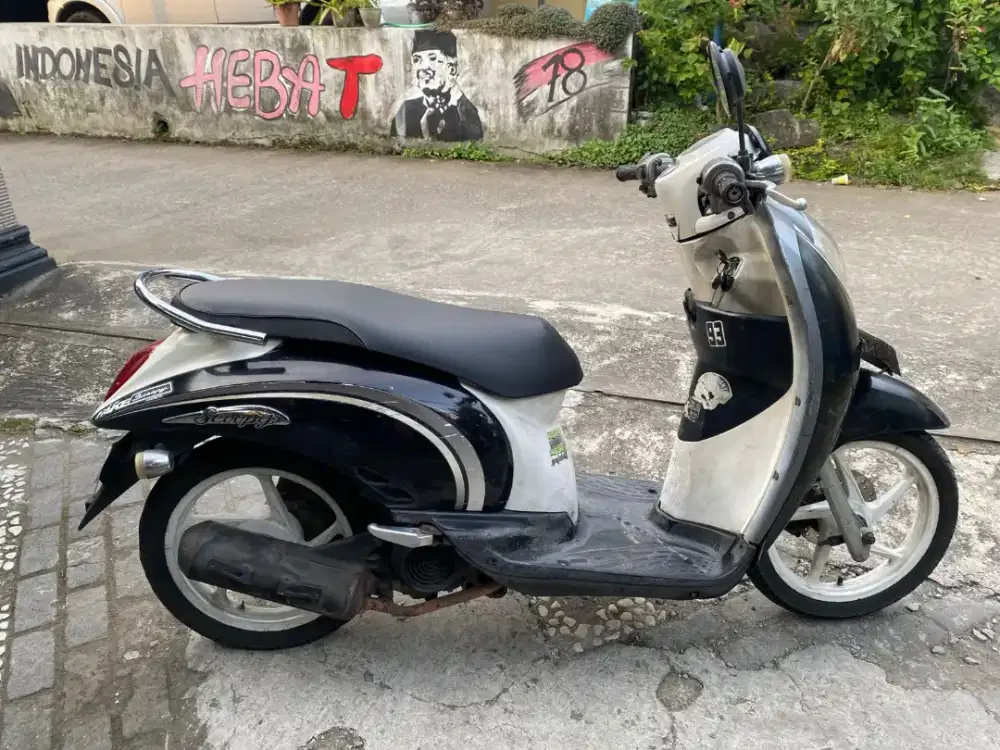 Scoopy THN 2011 plat B Jakarta