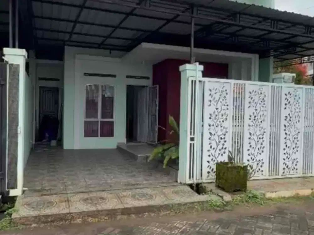 DIJUAL RUMAH SUDUT KOMP GRAND AROEPALA TAMANGAPA RAYA MAKASSAR 3 KAMAR TIDUR BISA NEGO