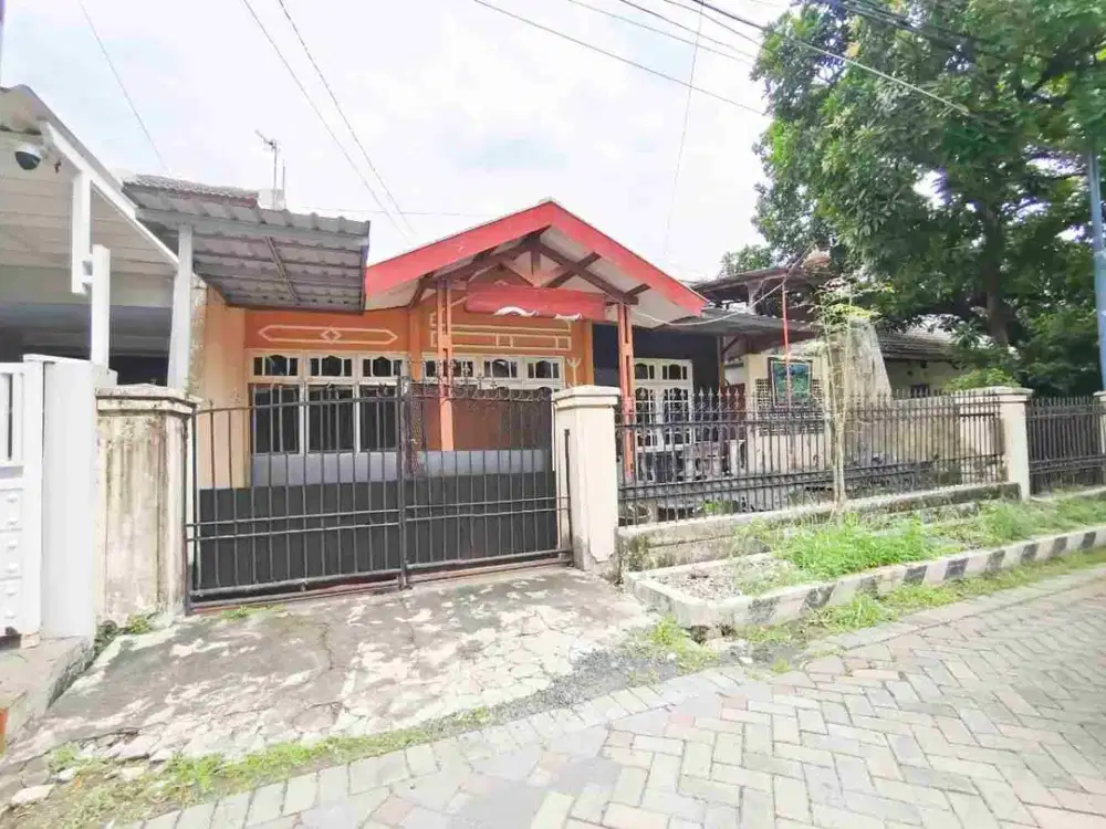 Rumah L. 157m Jalan Utama Perum Bendul Merisi Surabaya dekat Plaza Marina