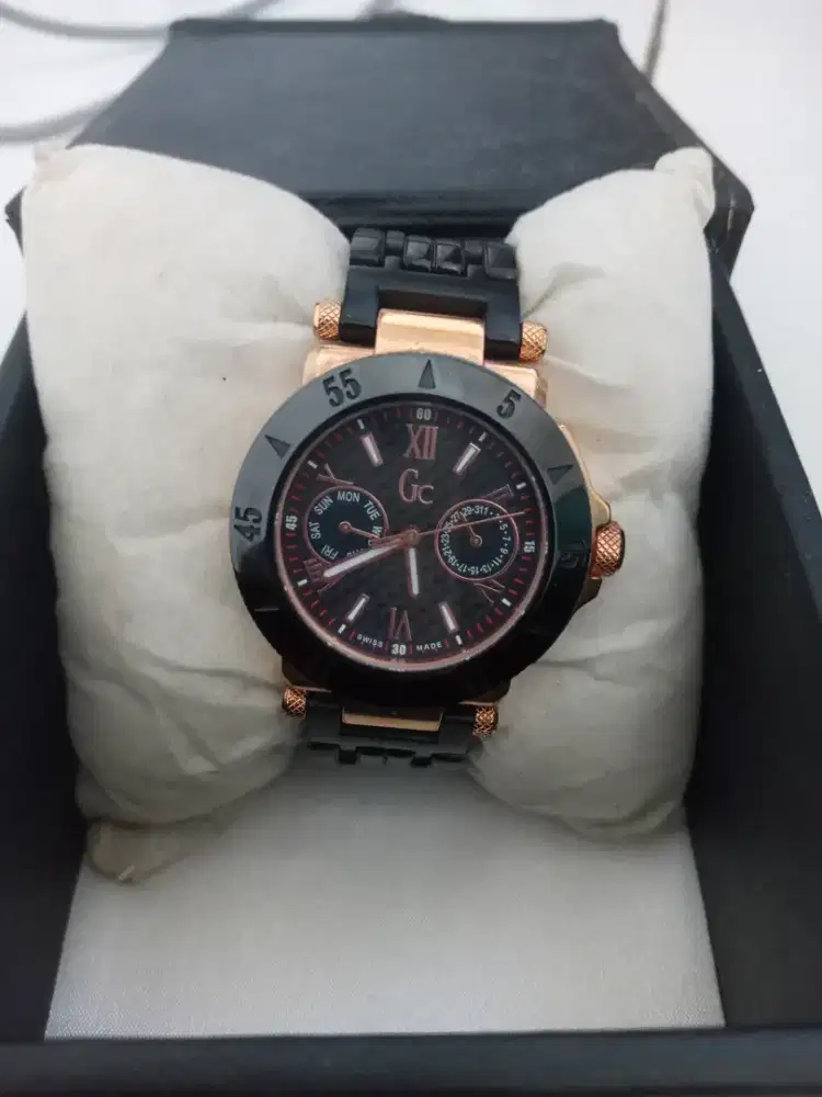 Jam tangan wanita Guess Collection GC 45502L ORI