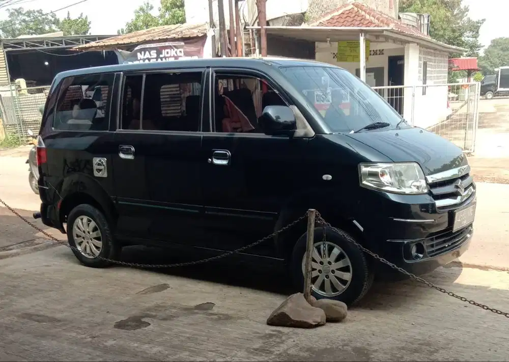 Dijual cash, suzuki apv arena gx 2015.