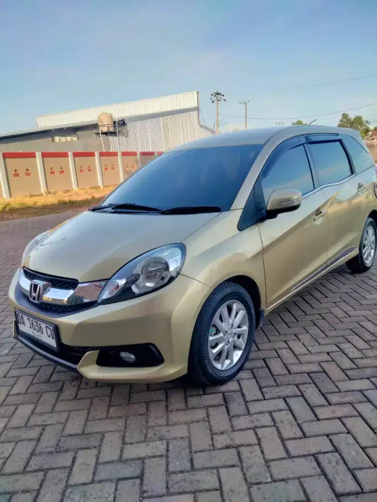 Mobillio mobil Keluarga