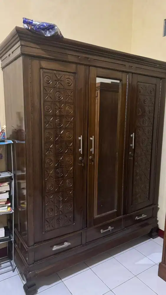 Jual Lemari Kayu Jati