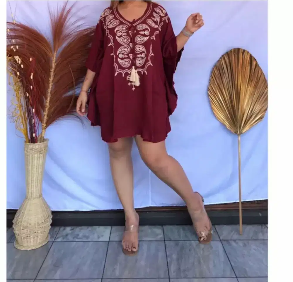 Kelelawar tewel elegan warna bisa di tanyakan