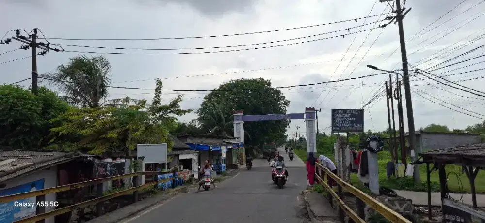 Jual butuh tanah 200 meter 
Surat ajb kemiri