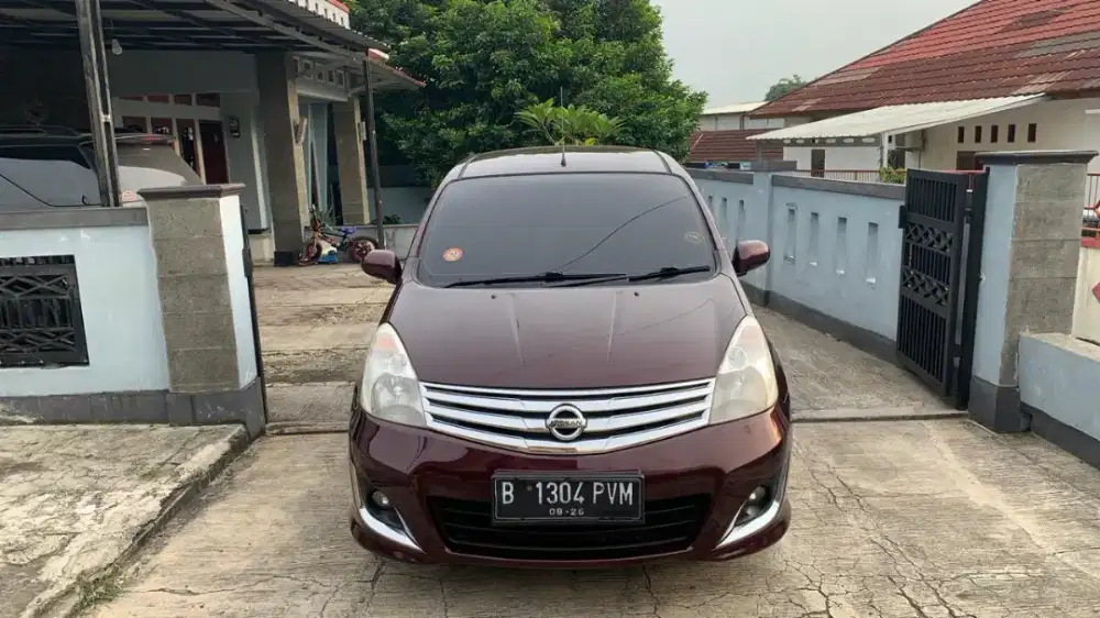 Grand Livina 1.5 XV 2012 Matic Perfect Condition Full Original [Antik]