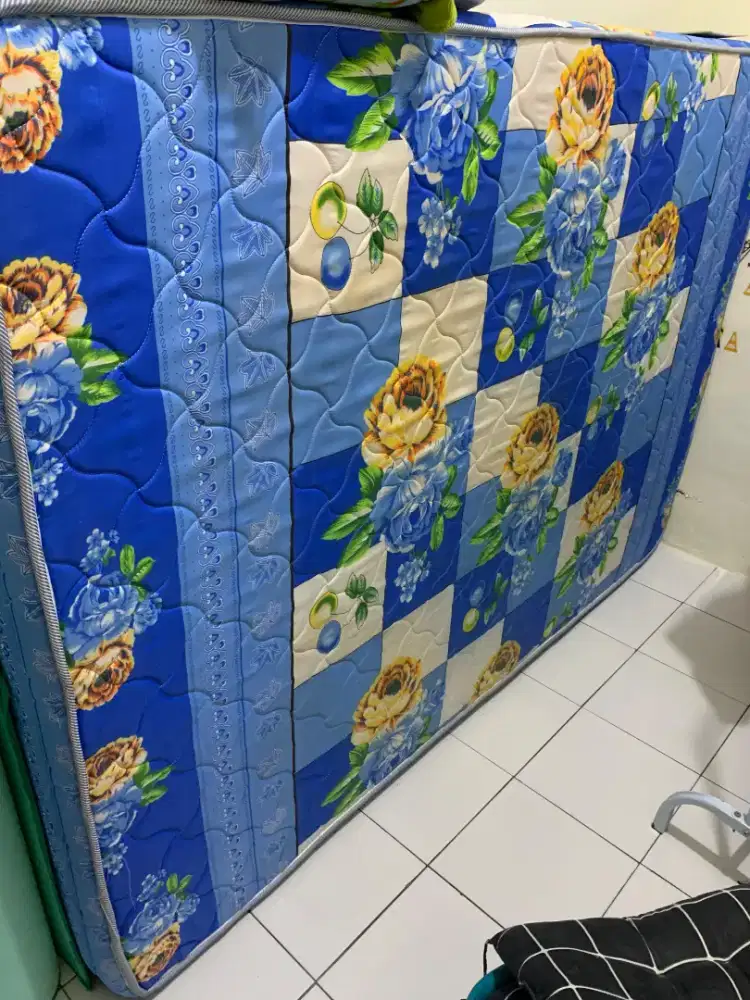 KASUR BUSA UK. 200X140CM GOOD CONDITION