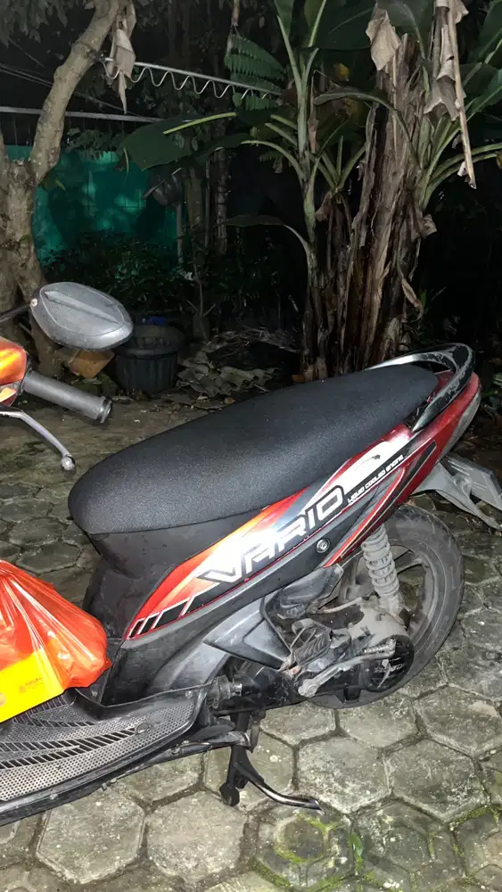 dijual motor vario 2010 masi mulus