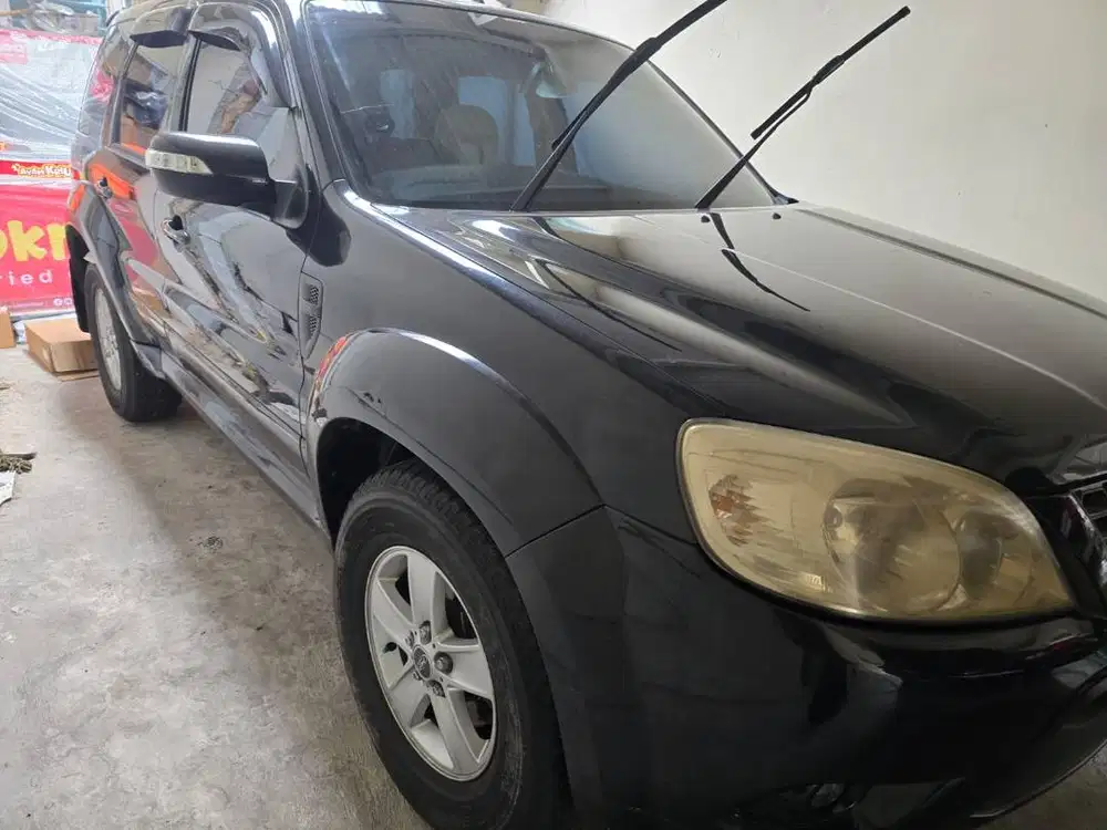 Ford Escape 2.3L A/T Limited Edition 2011