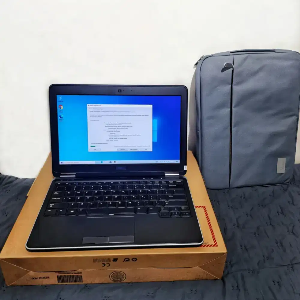 LAPTOP DELL LATITUDE E7240

PROSESOR INTEL I5 GEN 4TH
RAM 8GB
SSD 128