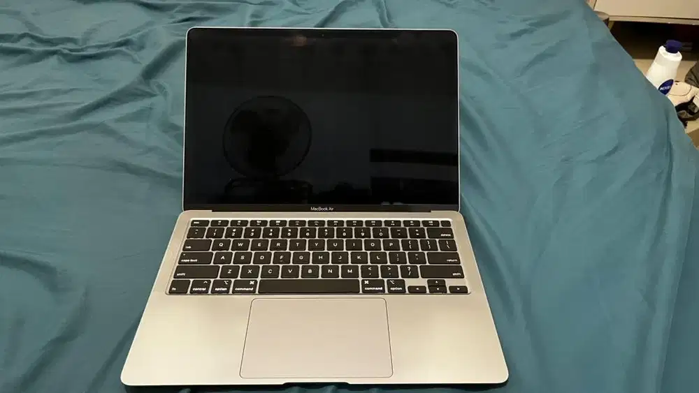 Macbook air 2020 i5 16gb 256gb