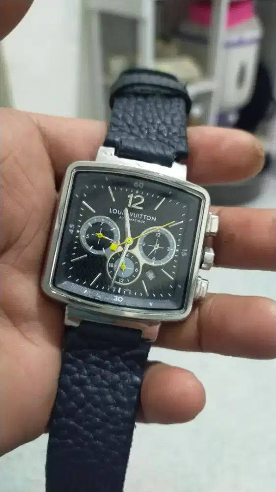 jam tangan lv Louis Vuitton otomatis