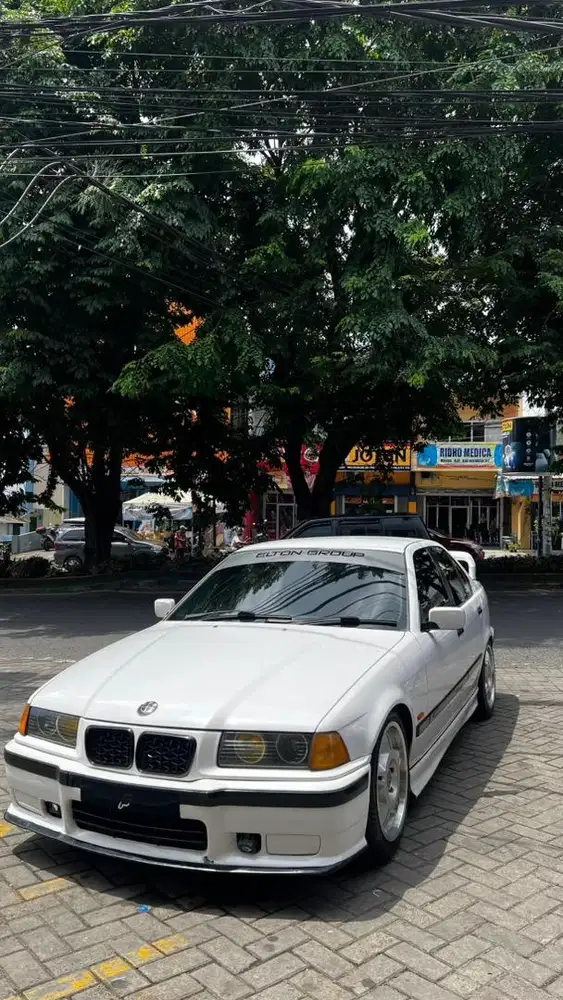 DIJUAL BMW E36 SEGER