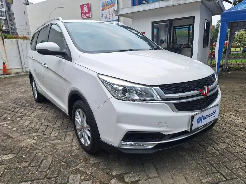 LOW DP Wuling Cortez 1.5S T Lux+ Bensin-AT 2022 RKG