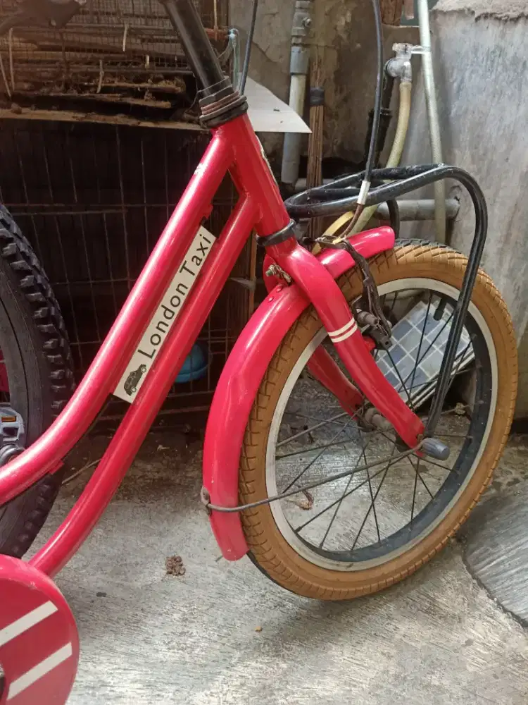 Sepeda London taxi