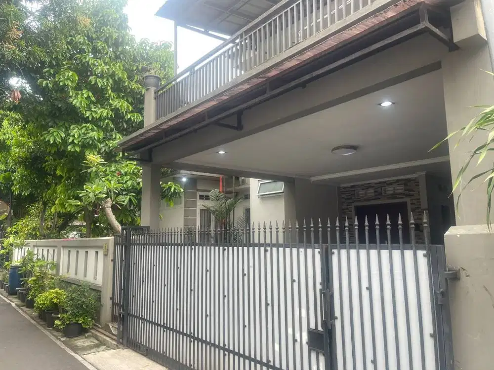 DIJUAL Rumah di Kayu Putih 4 KT 3 KM LT 200 m2 (Harga di bawah Pasar)