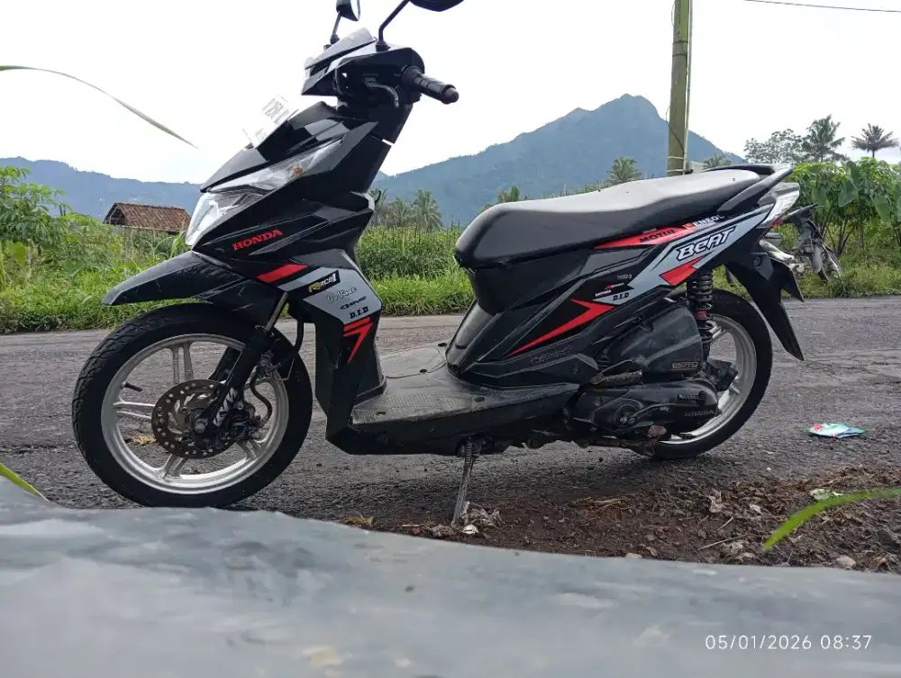 Dijual Honda Beat 2019 Hitam SS Lengkap irit mesin normal Siap Pakai