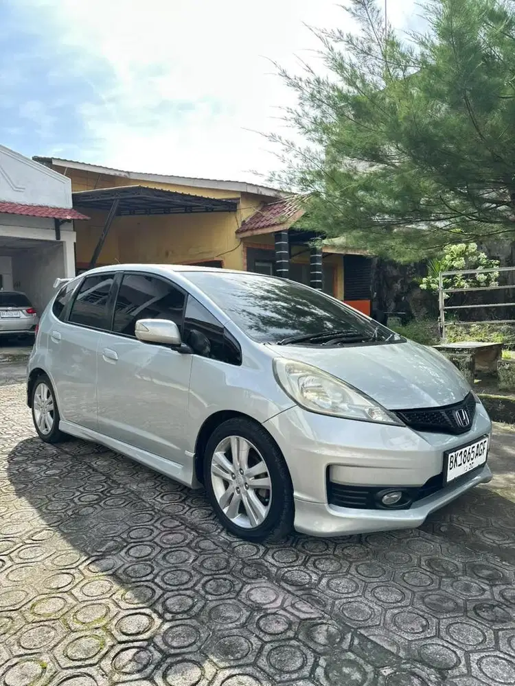 For Sale Mobil Pribadi Jazz RS Tahun 2011