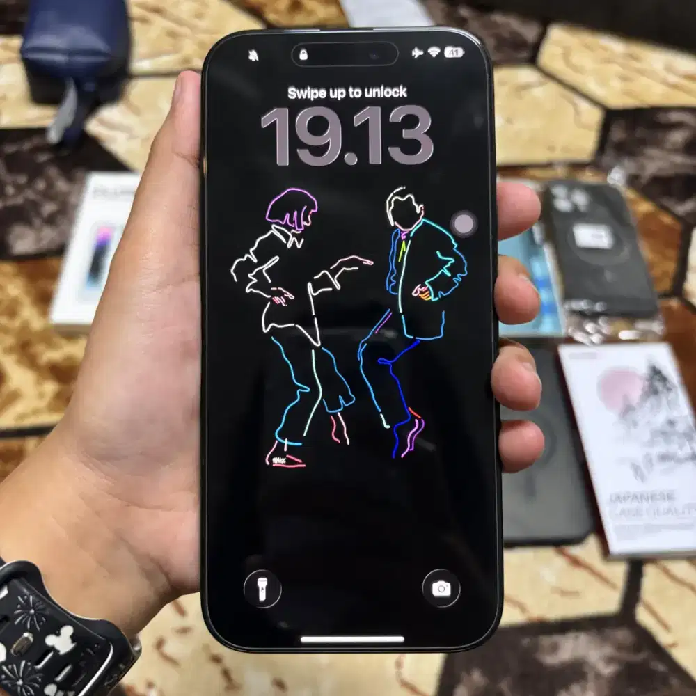 Iphone 16 pro max 256gb black titanium garansi Blibli