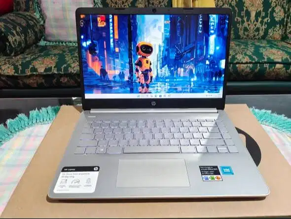 Laptop hp 14s dq3110tu model baru, design mewah