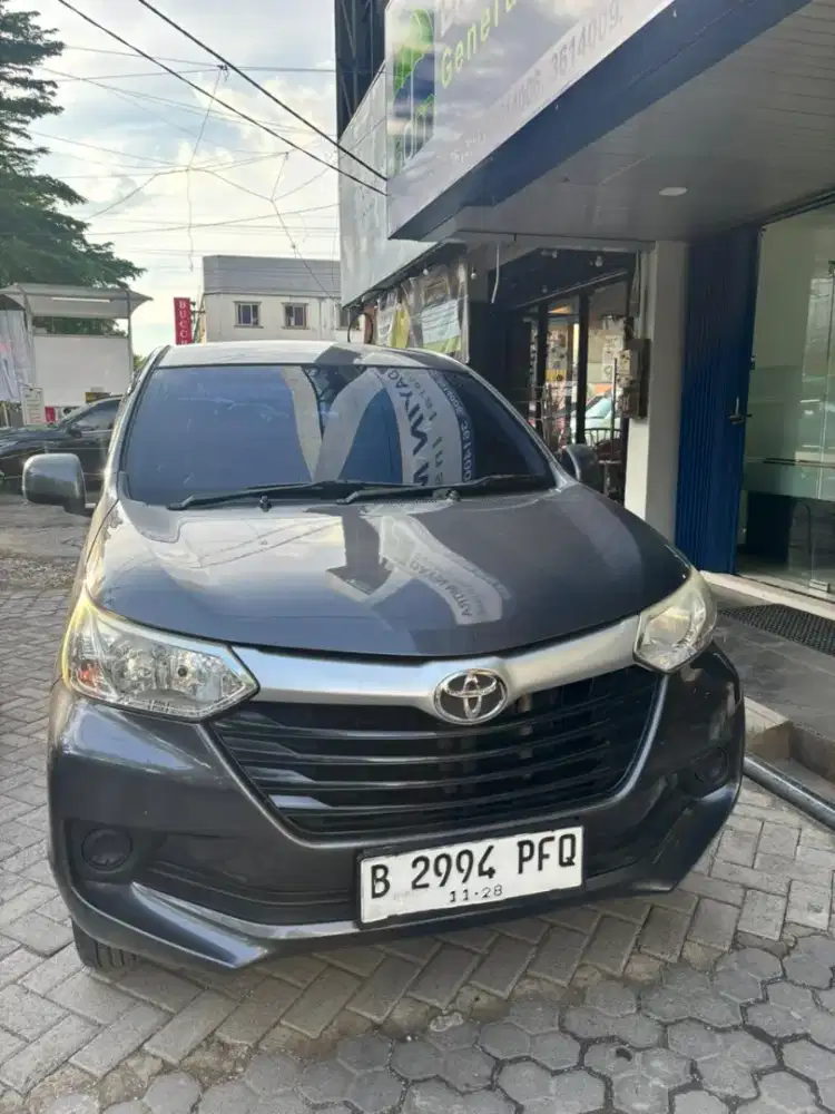 Toyota Avanza 1.3 E STD Bensin-AT