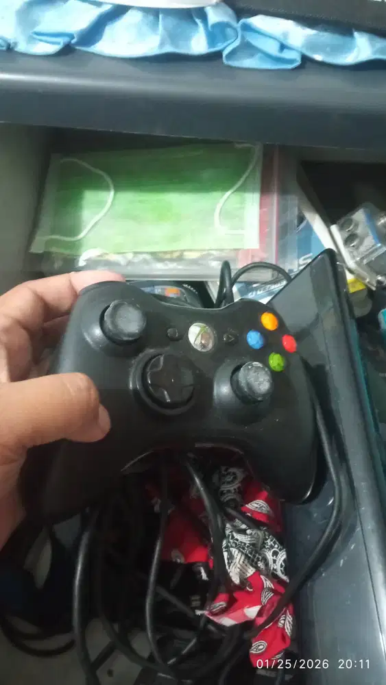 artefak awal milenial