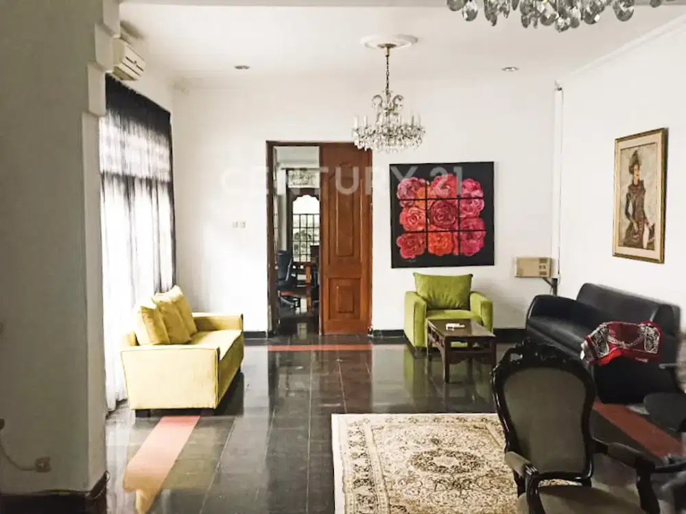 Rumah Strategis Di Menteng Inti, Dekat Masjid Sunda Kelapa