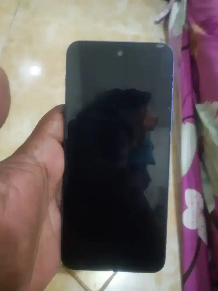 Infinix hot 60i 8+8 256Gb