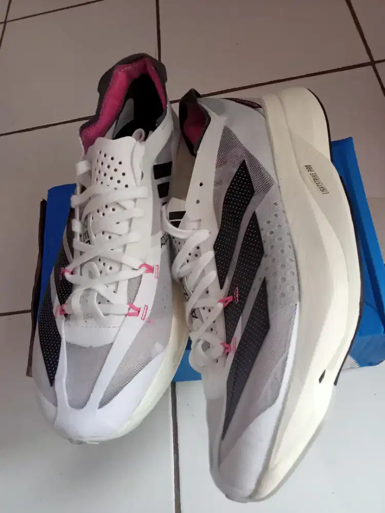 Sepatu Adidas adios pro3
