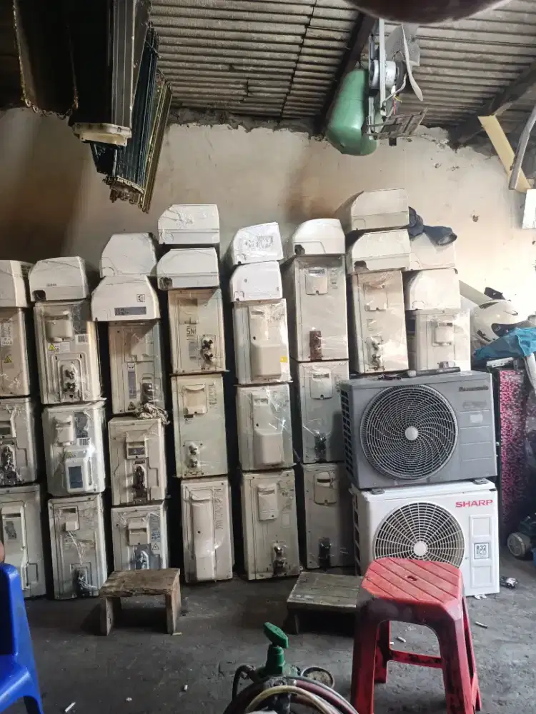 Ready AC second berbagai merek dan ukuran