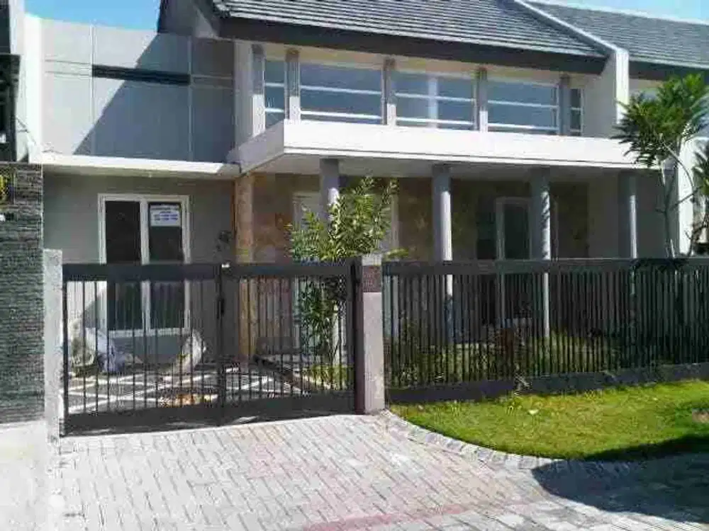 DISEWAKAN OCEAN PARK PANTAI MENTARI‼️Rumah siap huni Surabaya Timur