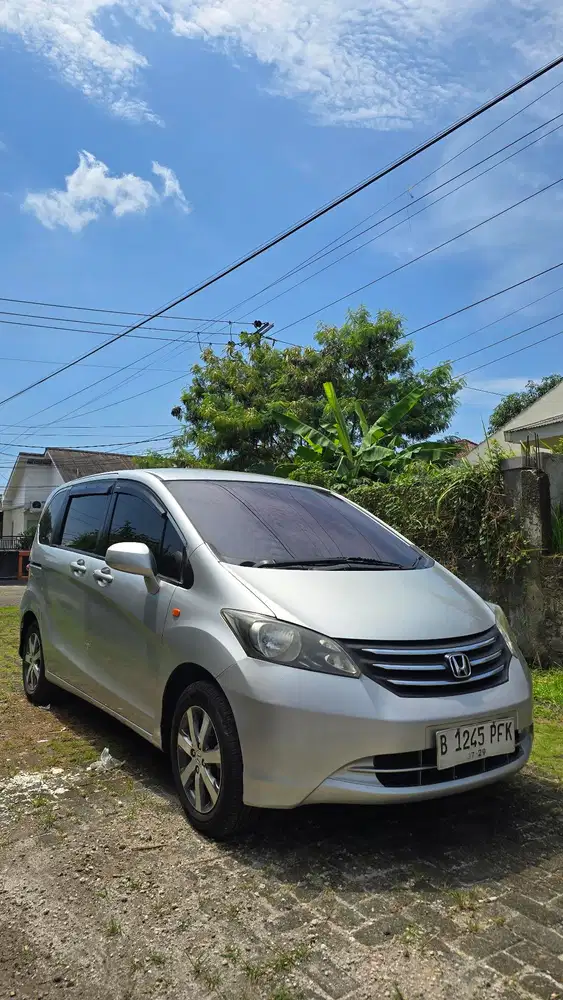 Honda Freed 2009 Bensin