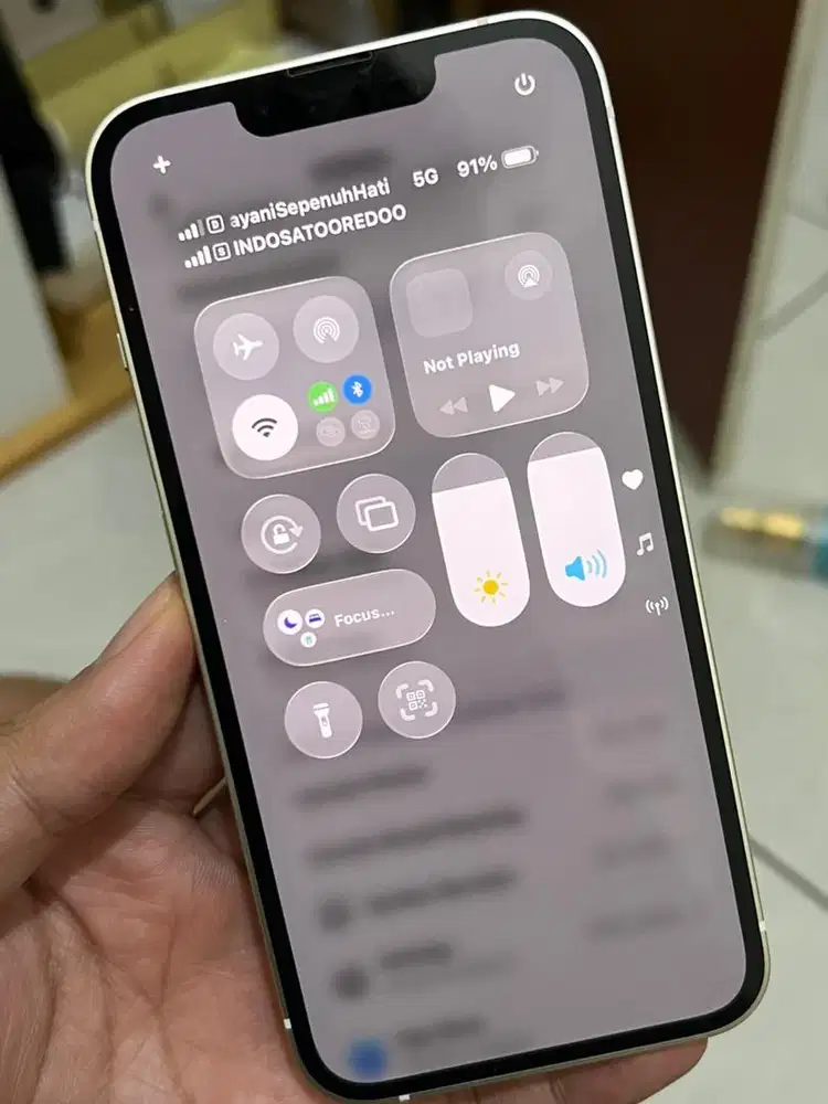 BEACUKAI DUAL SIM IPHONE 13 128 GB STARLIGHT 2ND BERGARANSI