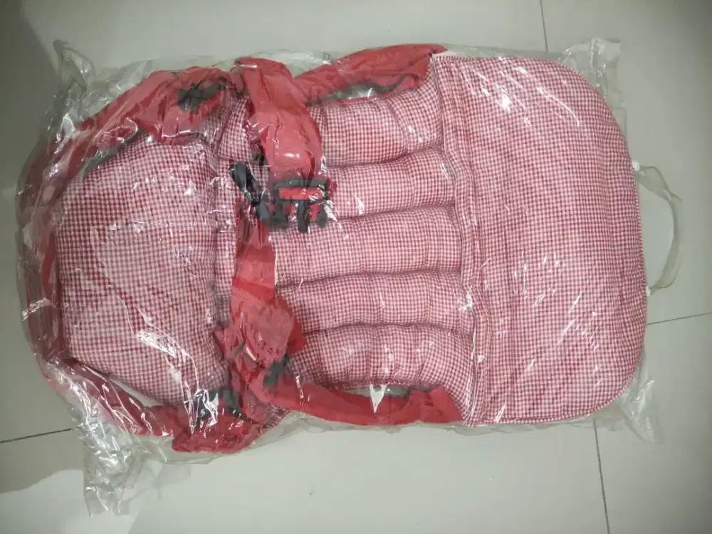 Gendongan dan tas bayi