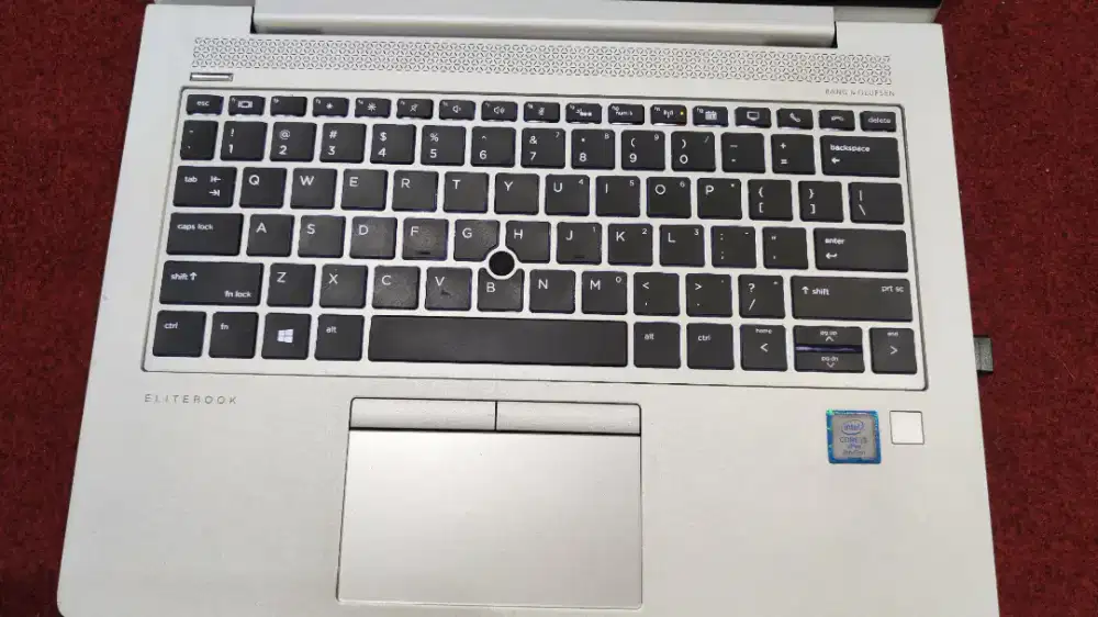 HP Elitebook core i5 gen 8 16/256