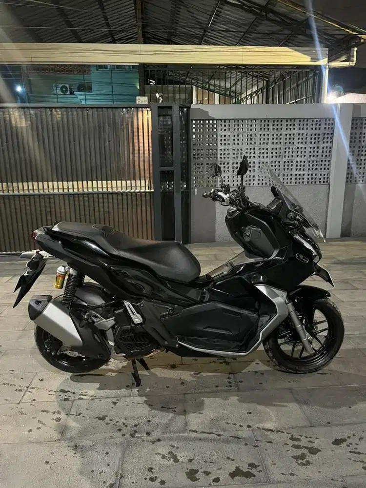ADV 150 2019 HITAM TERAWAT