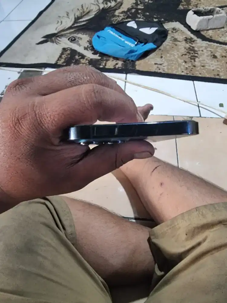 Beli iphone kondisi apapun