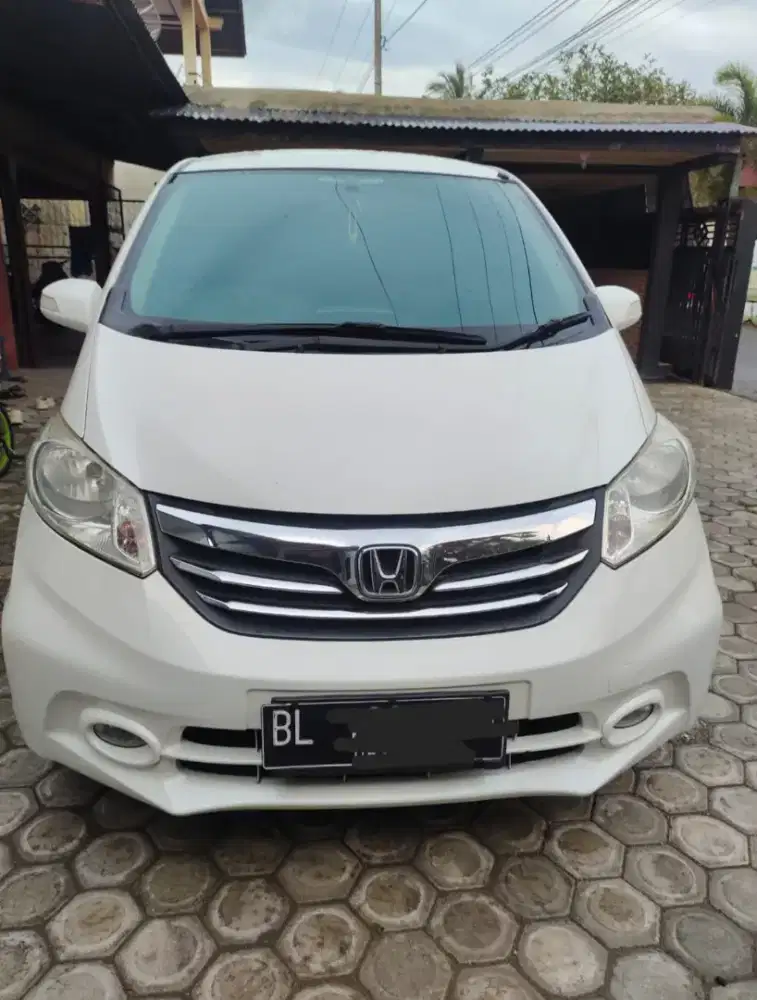 HONDA FREED 2013 DIJUAL TANPA PERANTARA.HARGA 145JT NEGO.