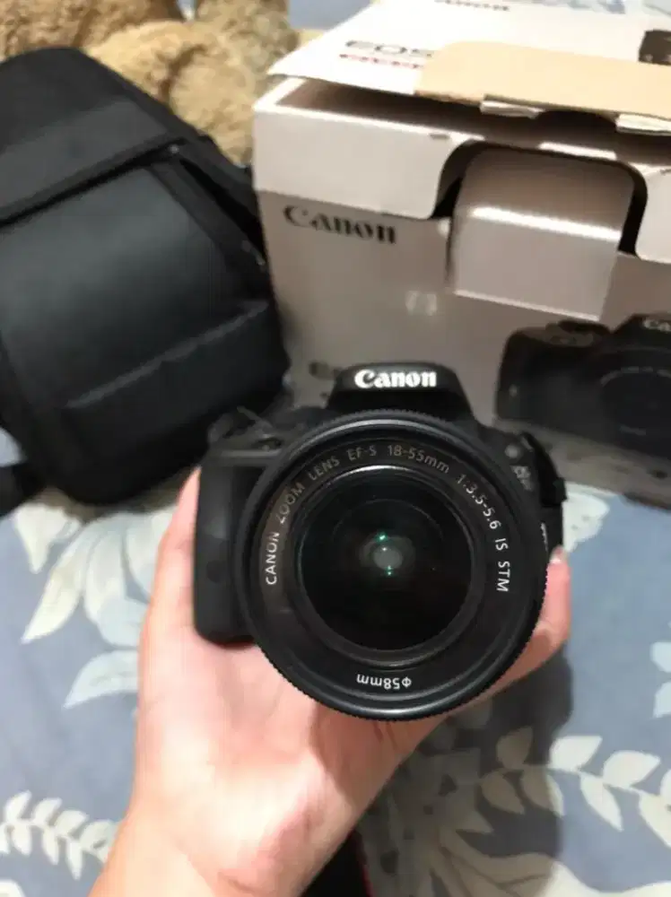 Jual Kamera Canon eos 100D